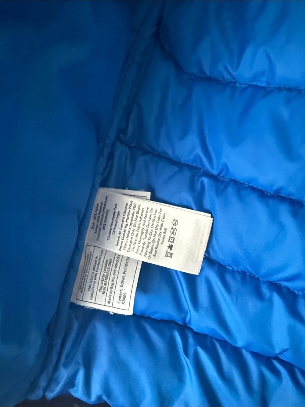 Eddie Bauer Black Puffer Jacket with Bright Blue Accents size XS 5/6